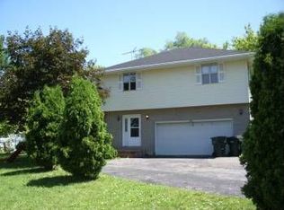 2910 20th Pl, North Chicago, IL 60064