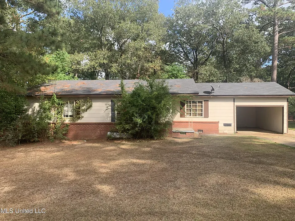 4 bed, 1613 sqft, $1,350 — Photo 2