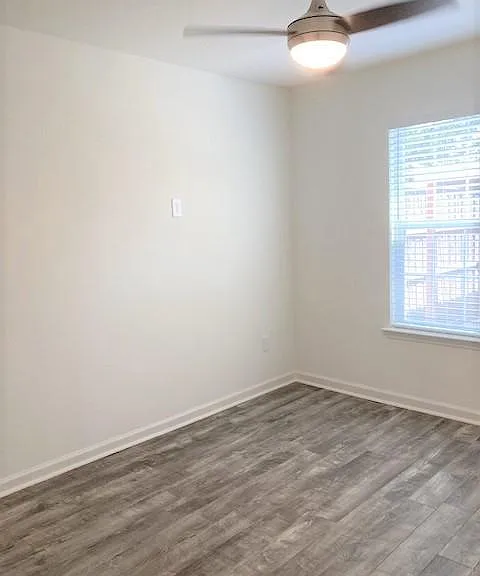 5054 W University Blvd #A — Photo 12