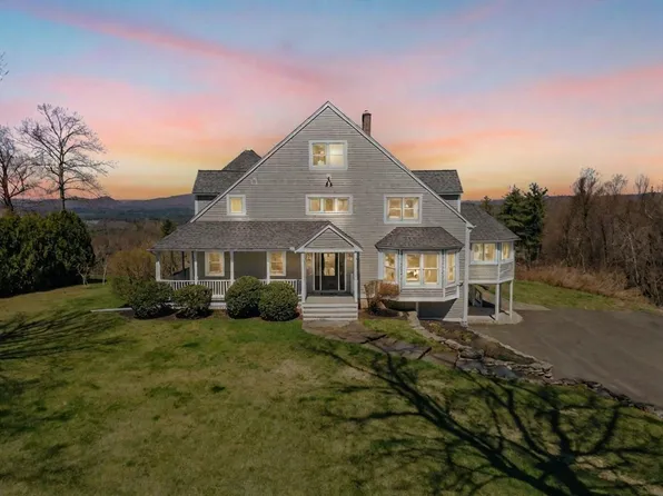 320 Barton Ave, Belchertown, MA 01007