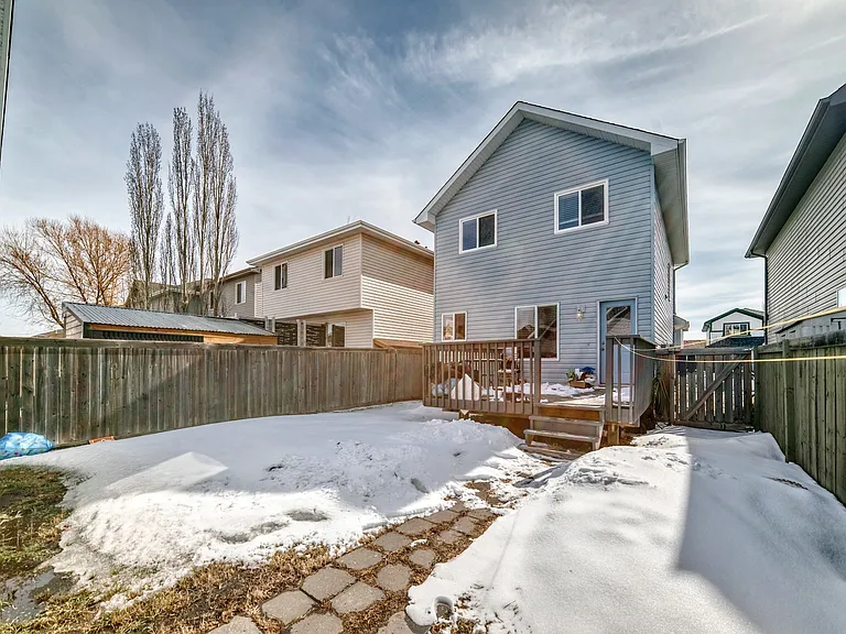 2362 29a Ave NW — Photo 50