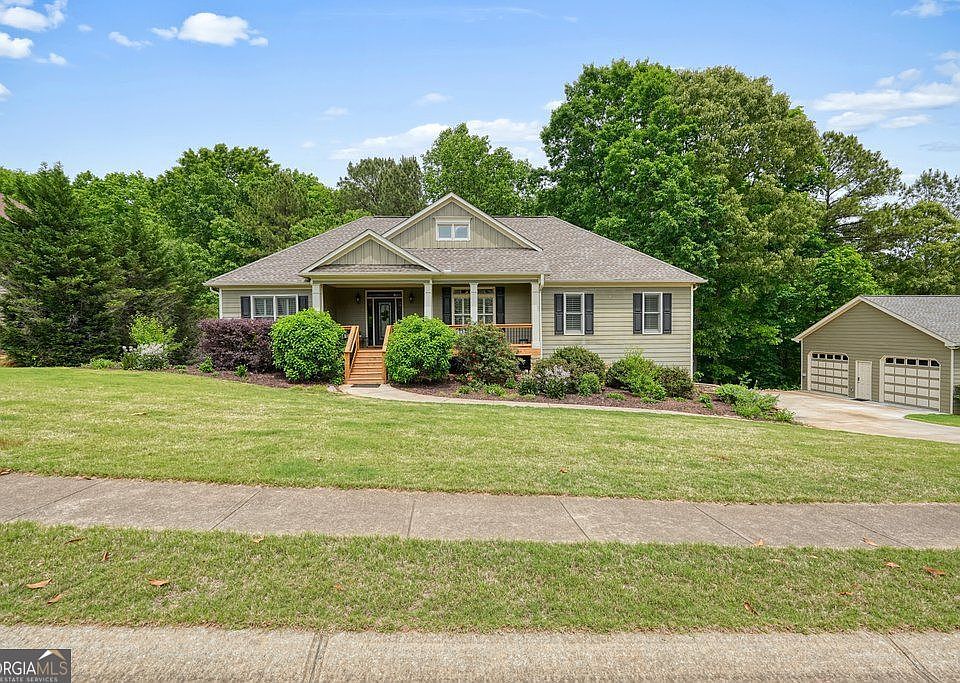 1st image of 136 Sweetwater Creek Trl
