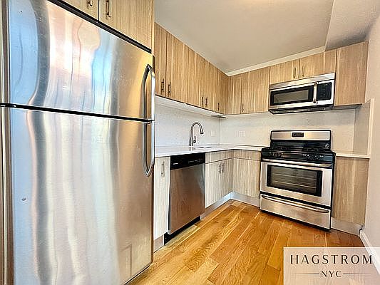 1st image of 586 Bushwick Ave #122