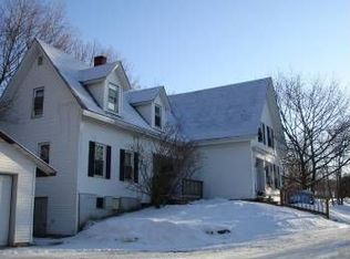 4 Hinks St, Bucksport, ME 04416