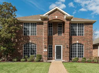 8809 Greenwood Trl, Rowlett, TX