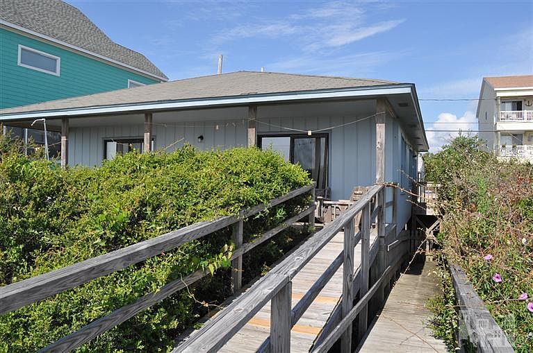 1st image of 1009 S Carolina Beach Avenue