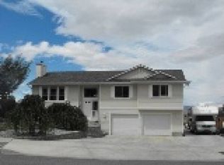 566 Chrisand Ln, Wenatchee, WA 98801