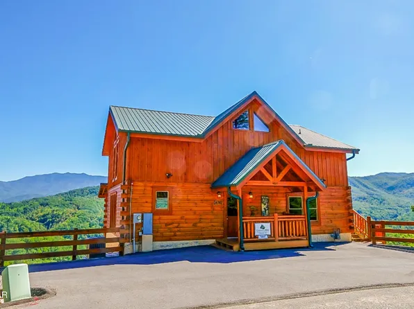 4827 Highland Place Way, Pigeon Forge, TN 37863