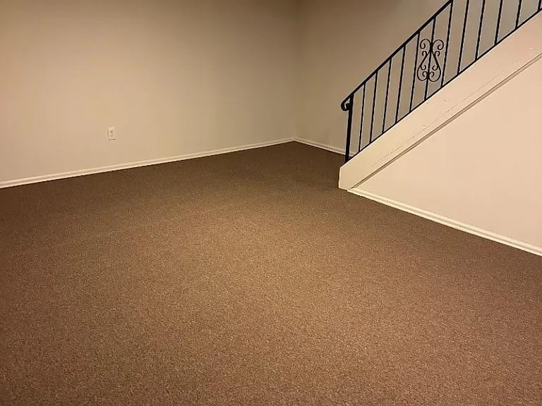 320 S 4c C Morristown Town Town #C — Photo 15