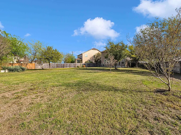 6730 Carmona Pass — Photo 24