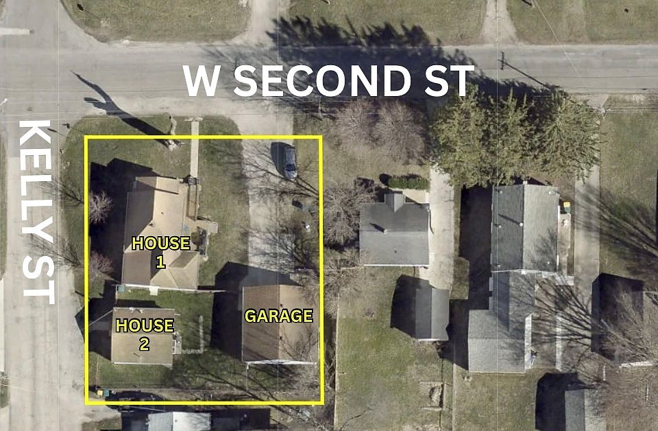 1st image of 139 W 2nd St