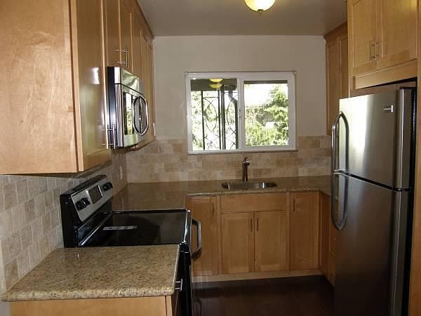 1st image of 523 Poplar Ave #3