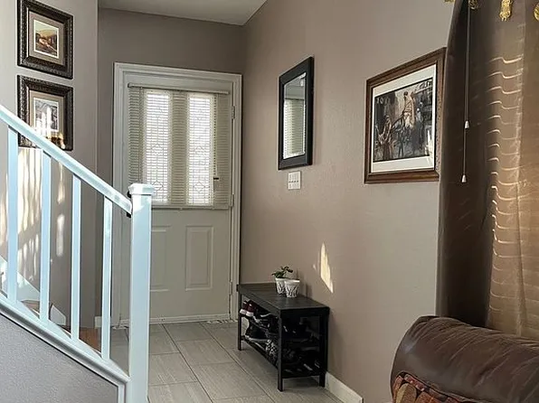 10801 Palatine Ct, Las Vegas, NV 89144
