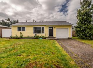 1540 Garfield St, North Bend, OR