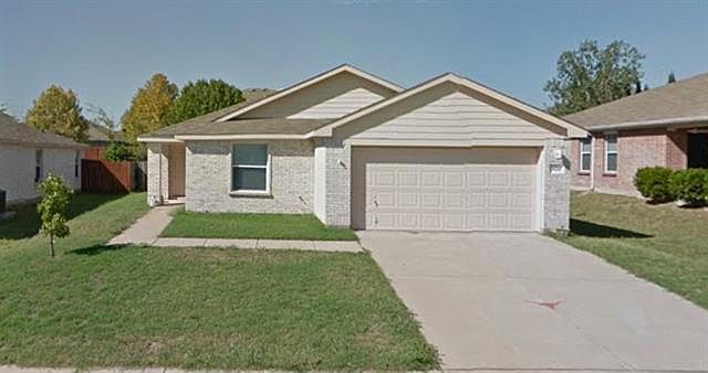 1st image of 526 Burleson St