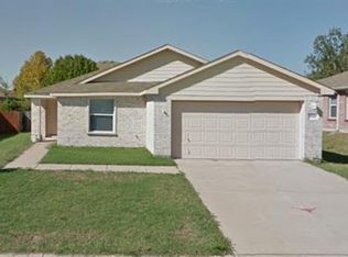 526 Burleson St, Cedar Hill, TX 75104