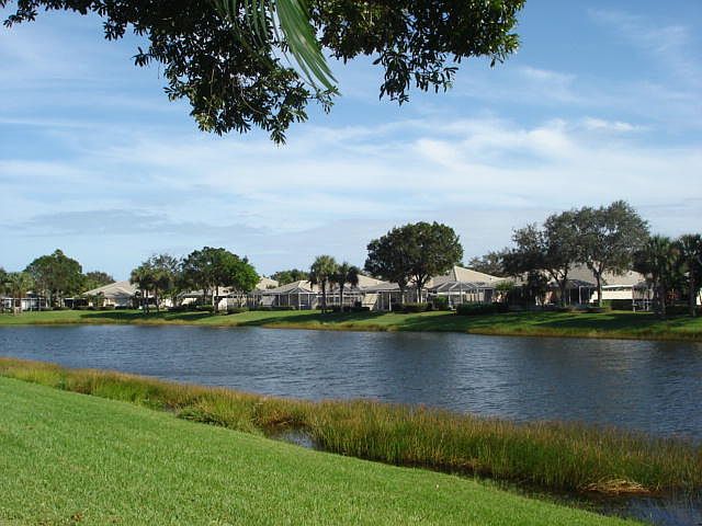 1st image of 1209 NW Bentley Cir #0