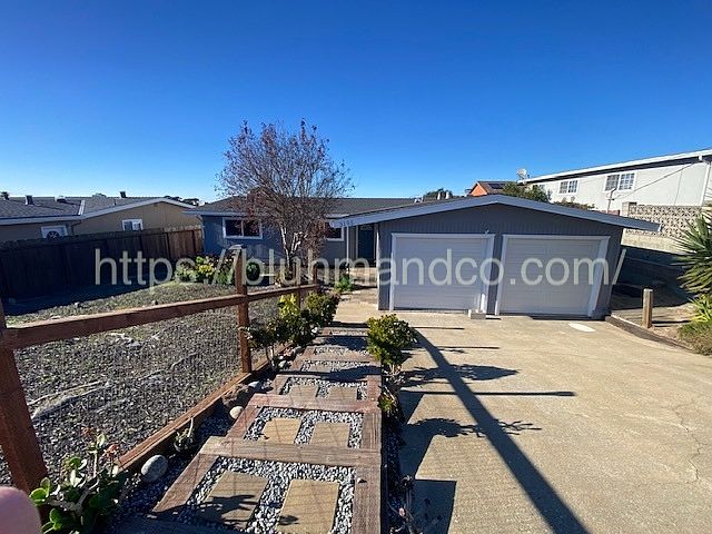 1st image of 3195 White Cir