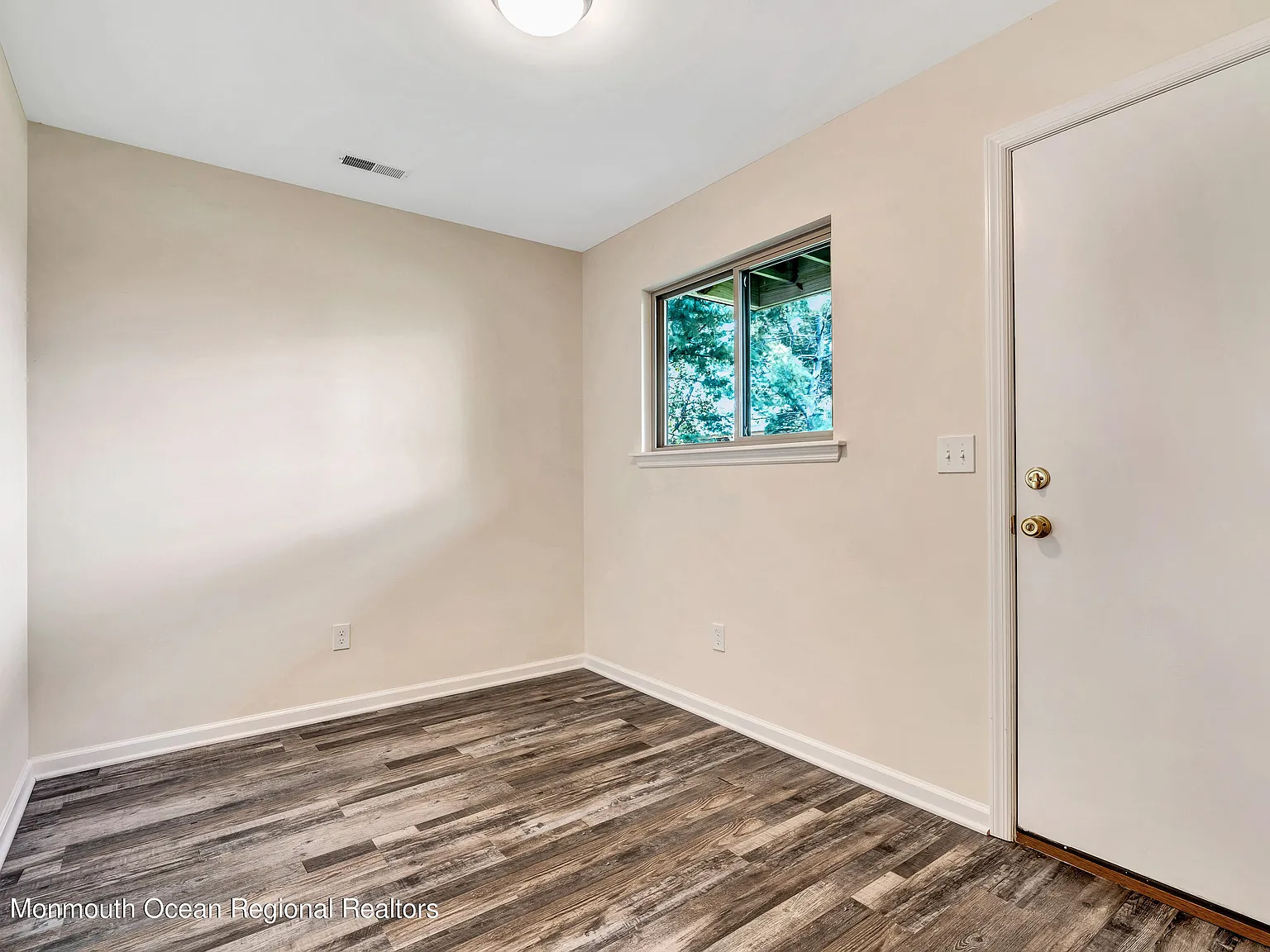 2 bed, 2.5 bath, 1593 sqft, $3,400 — Photo 3