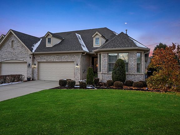 2nd image of 628 Woodglen Ct