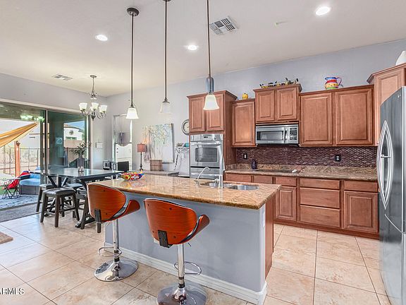 5th image of 13749 S 176TH Lane