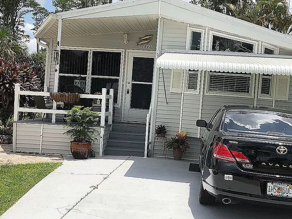 2nd image of 10843 Little Heron Cir