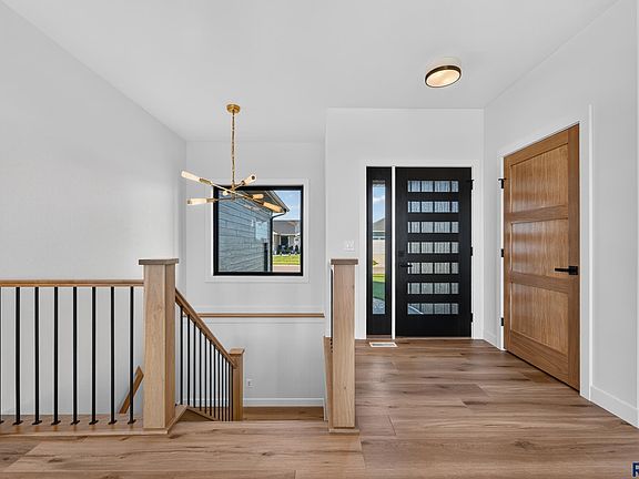 5th image of 6509 E Fieldview St