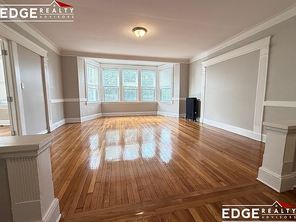 2nd image of 1705 Commonwealth Ave APT 2