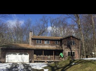 160 Wild Meadow Dr, Milford, PA 18337