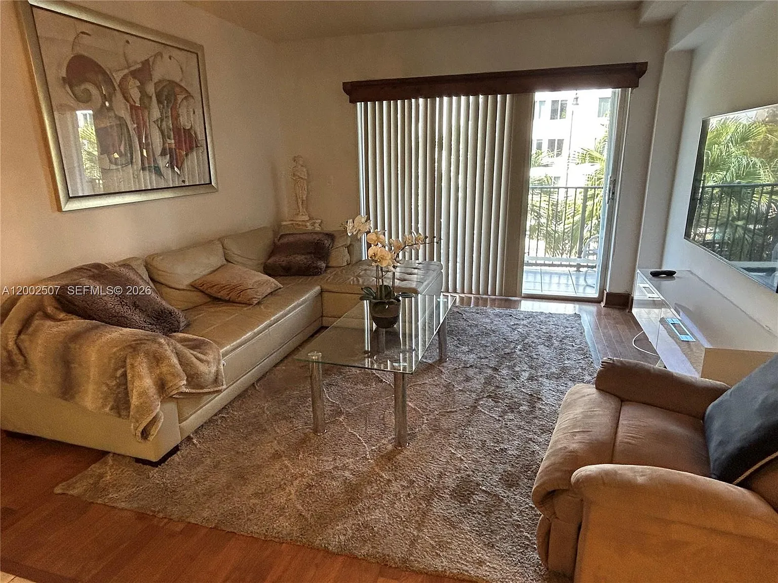 The Isles Condo — Photo 1