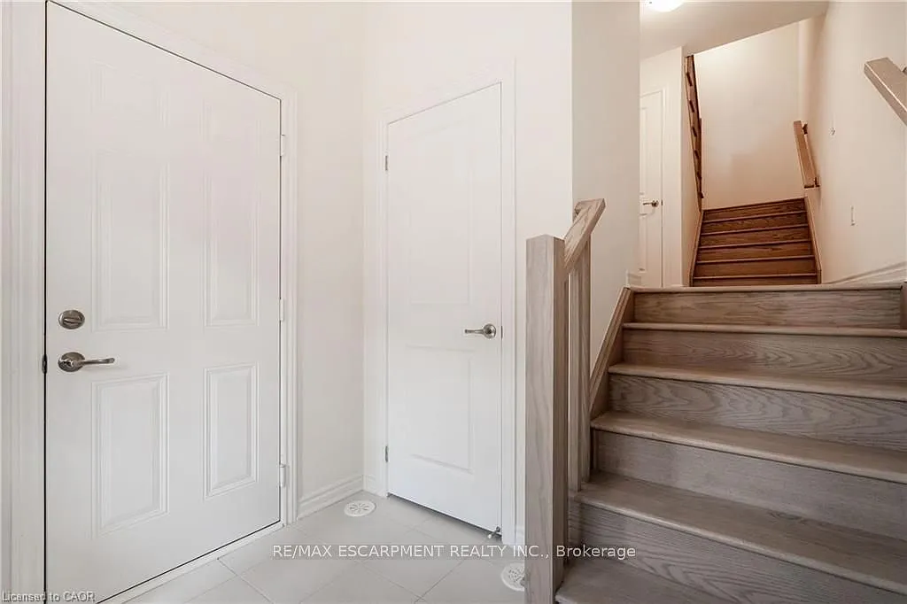 2 bed, $2,800 — Photo 4