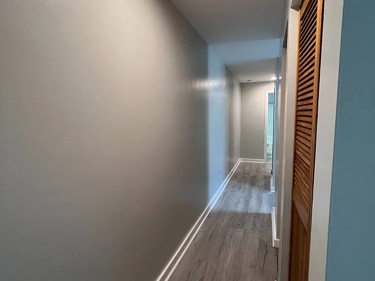 13 N College St #45 — Photo 3
