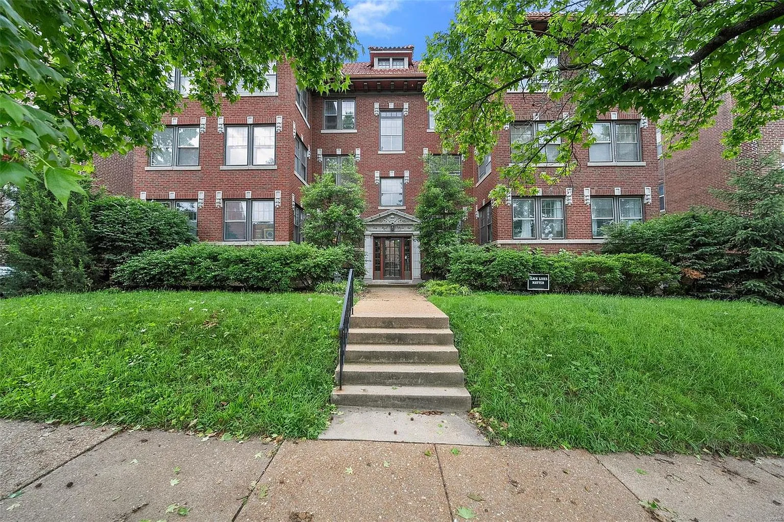 6328 Northwood Ave APT 2E photo 1