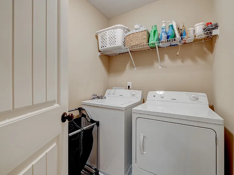 206 Bixby Private Ln — Photo 36