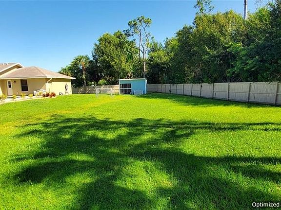 4th image of 19895 Beaulieu Ct