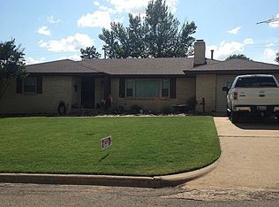 914 N 6th St, Thomas, OK 73669