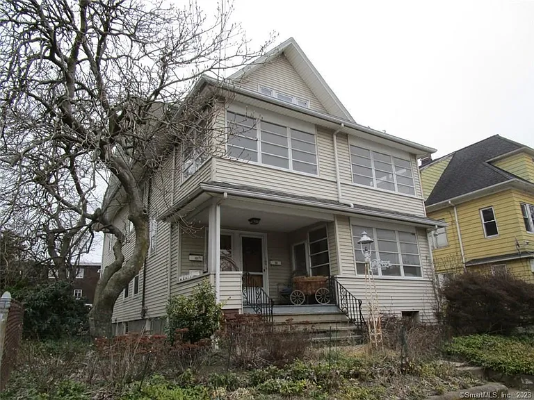 158 Scofield 3rd floor Bridgeport