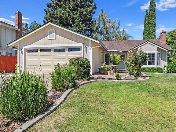 2nd image of 3061 Azevedo Dr