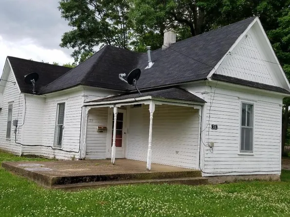318 W Jackson Street, Marshfield, MO 65706