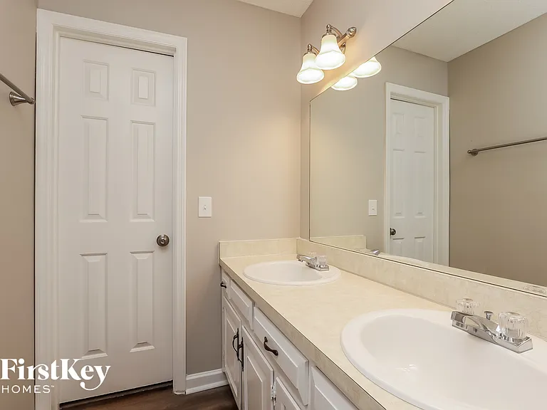3504 Wood Bridge Dr — Photo 14