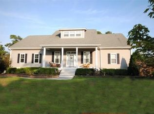 107 Bellowing Doe Rd, Hampstead, NC 28443