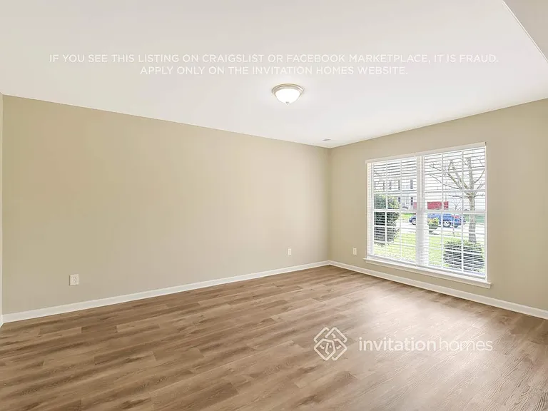 4664 Cedar Rock Dr — Photo 4