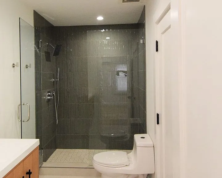 317 Ocean Park Blvd — Photo 28