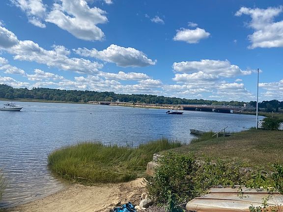 Private beach access at end of street