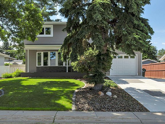 2nd image of 40 Menlo Cres
