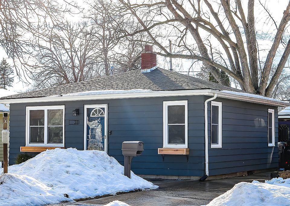 2nd image of 38 Harding St