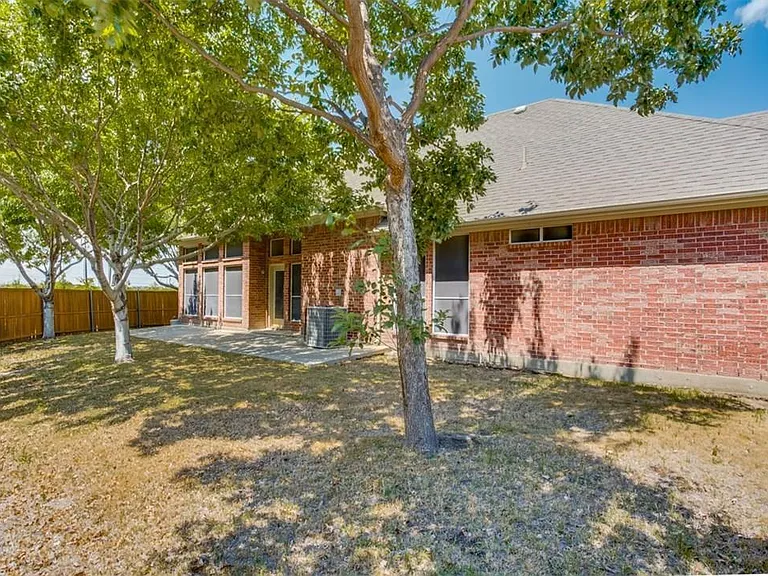 4513 Rock Creek Ln — Photo 23