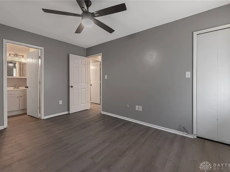 7745 Essington Cir — Photo 11