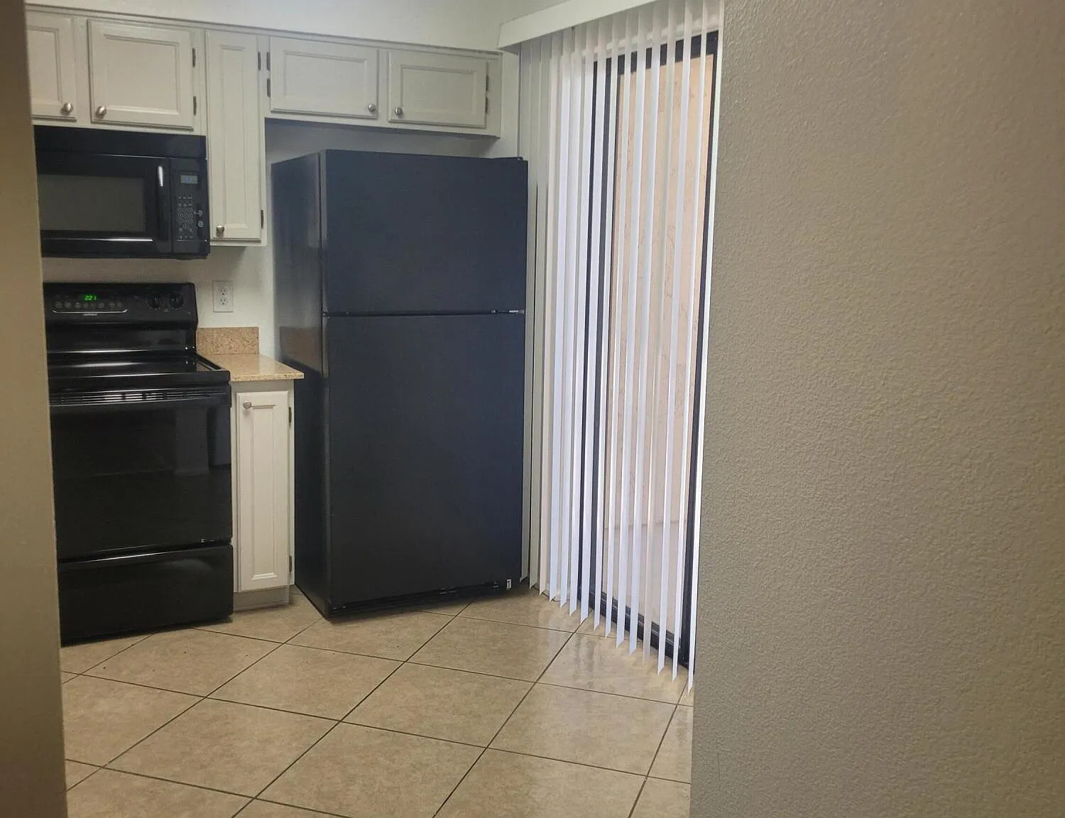 1 bed, 1.0 bath, 814 sqft, $1,550 — Photo 4