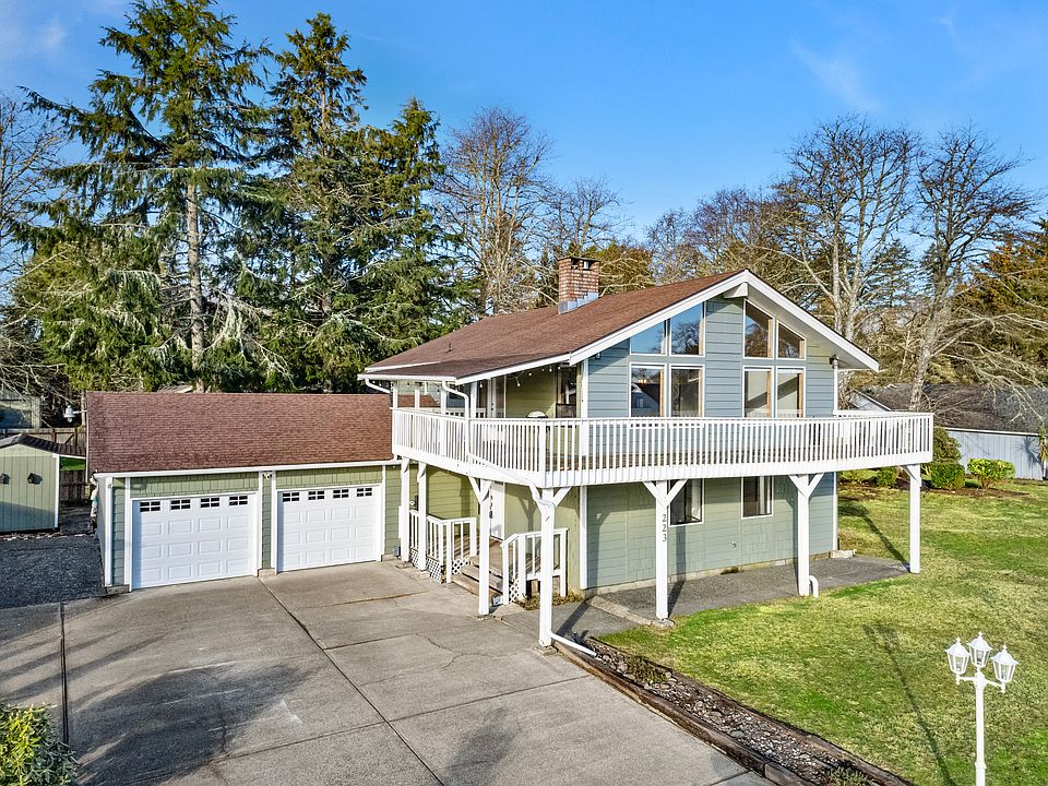 1st image of 223 Olympic View Ave NE